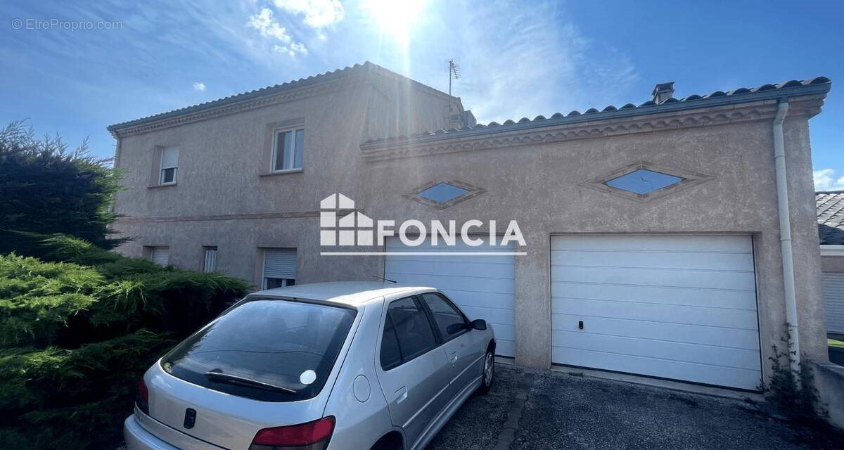 Appartement à vendre, 118m², Saint-Juéry