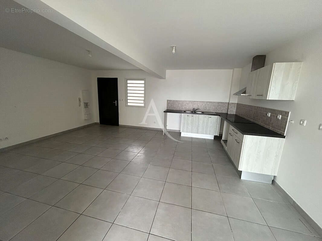 Appartement à vendre, 63m², Fort-de-France