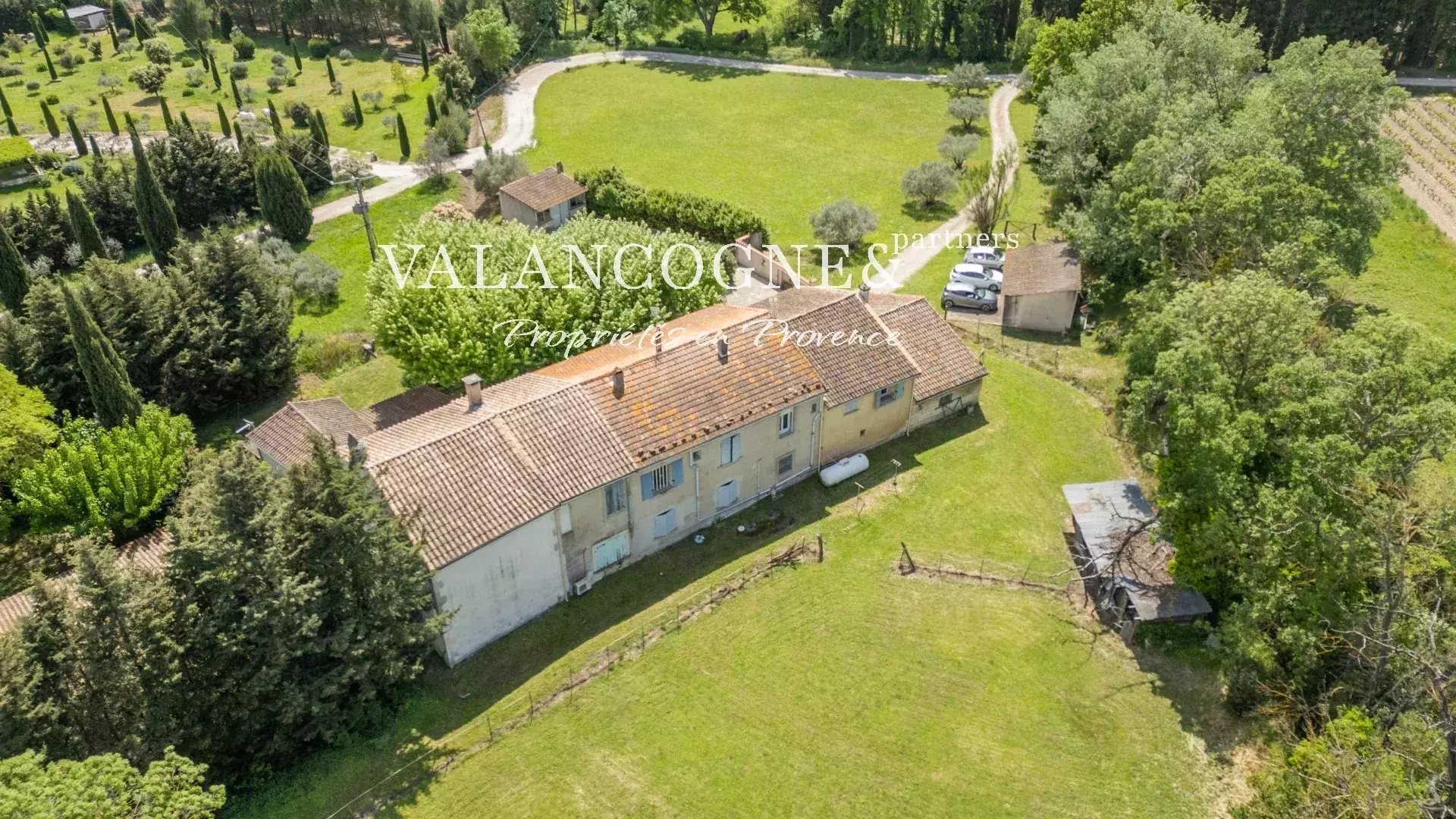 Maison à vendre, 528m², Eyragues