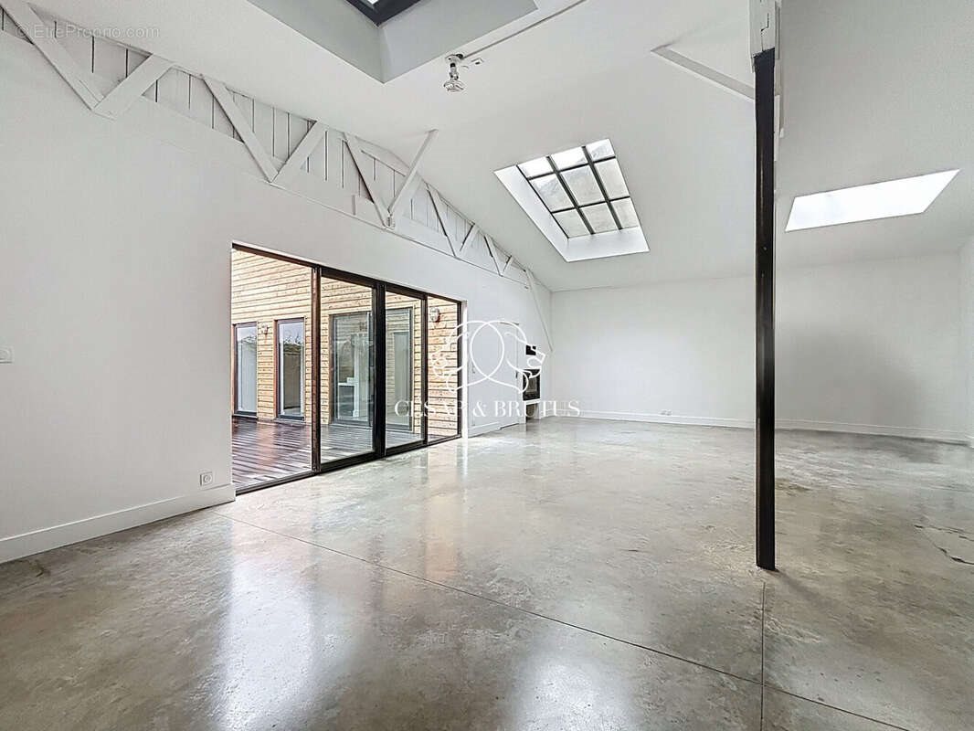 Appartement à vendre, 213m², Lyon 9ème