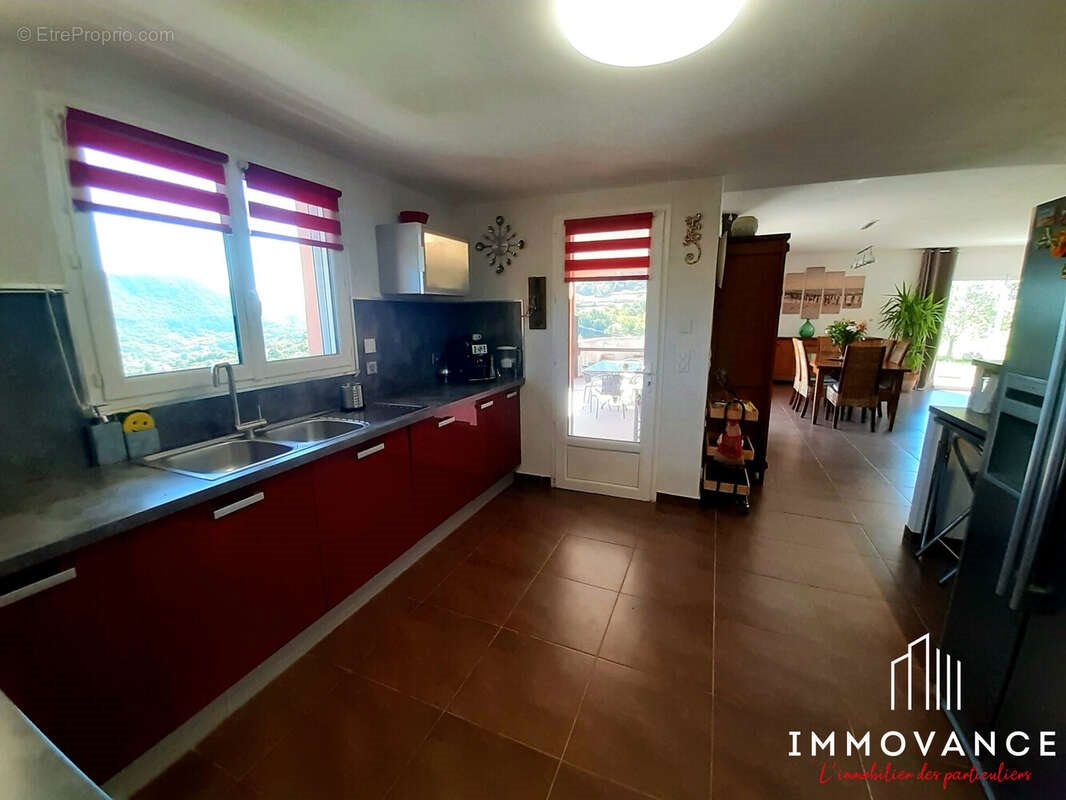 Maison à vendre, 195m², Montjaux