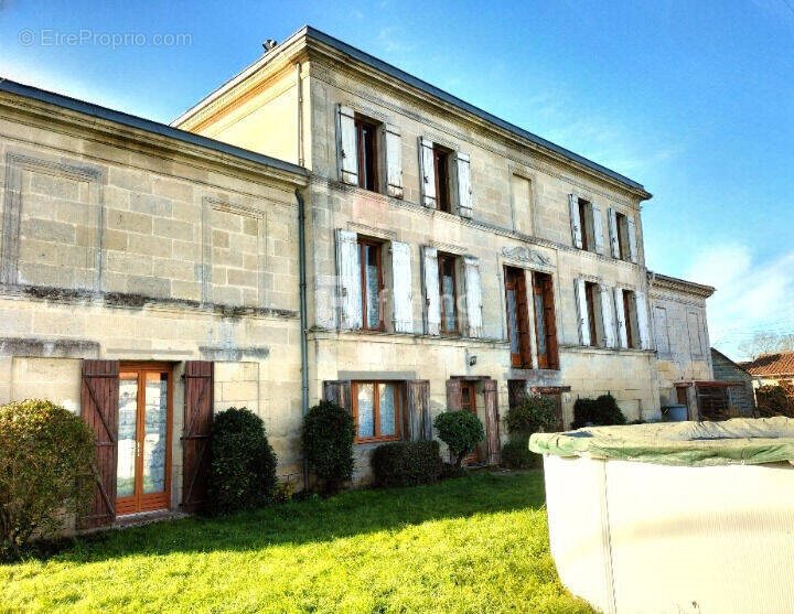 Maison à vendre, 212m², Ambès