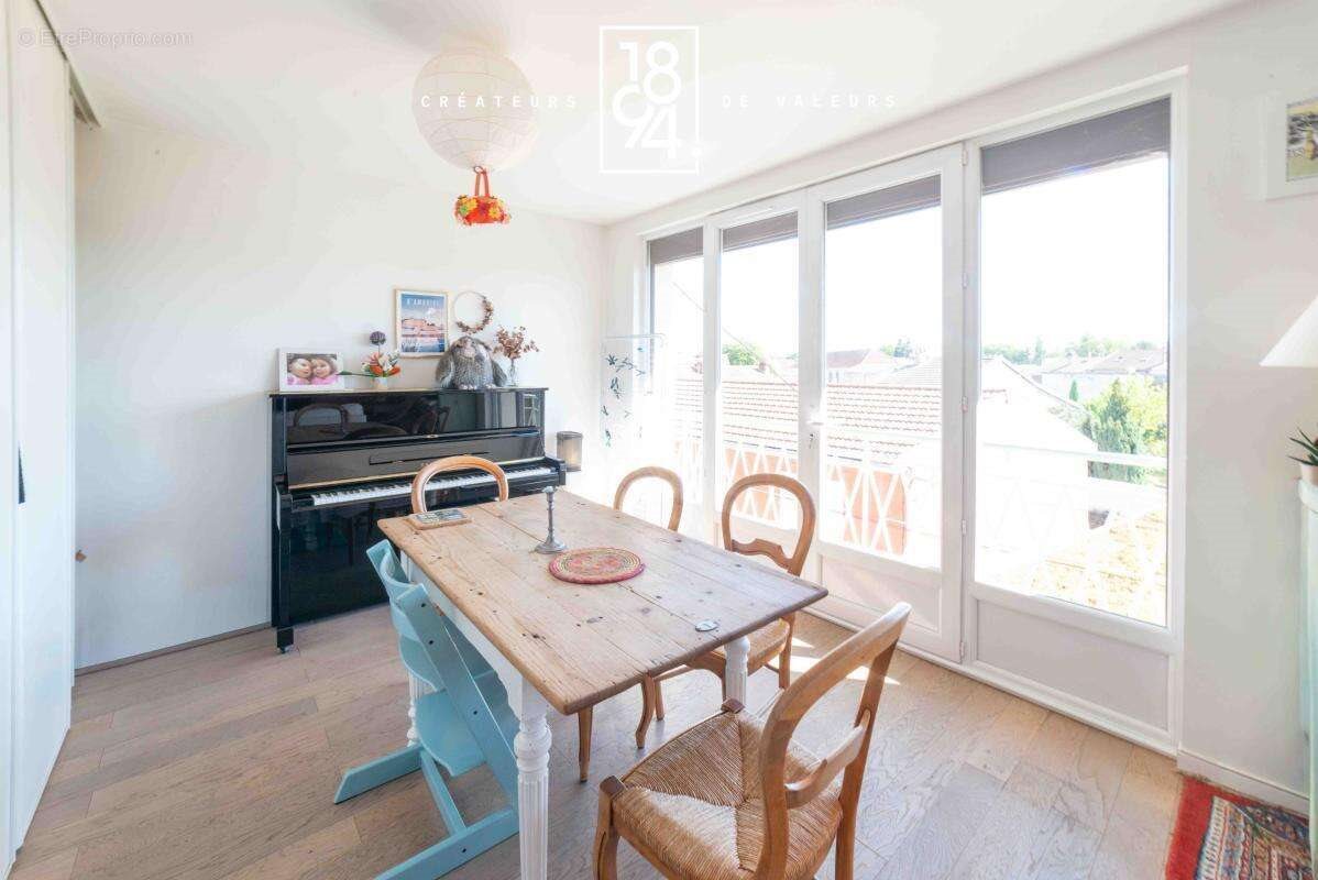 Appartement à vendre, 69m², Bourg-en-Bresse