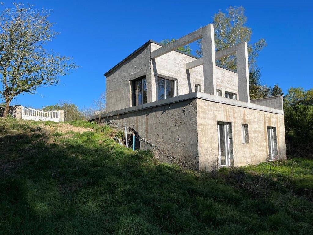 Maison à vendre, 120m², Saint-Gence