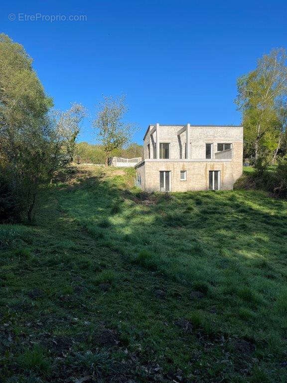 Maison à vendre, 120m², Saint-Gence