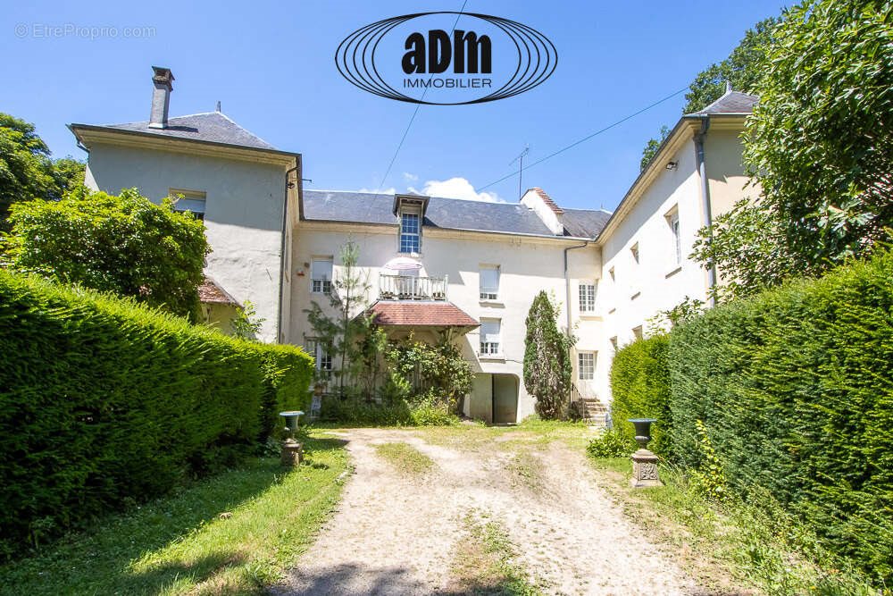 Maison à vendre, 409m², Couilly-Pont-aux-Dames