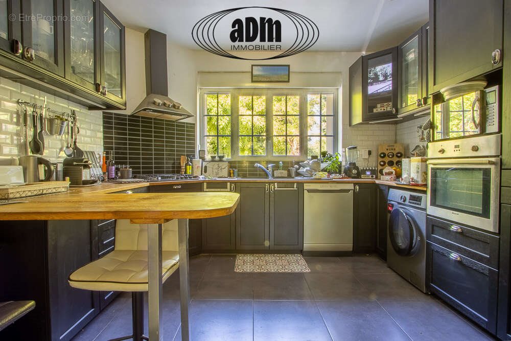 Maison à vendre, 409m², Couilly-Pont-aux-Dames