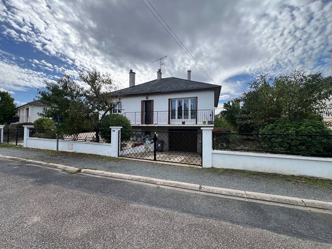 Maison à vendre, 107m², Prémilhat
