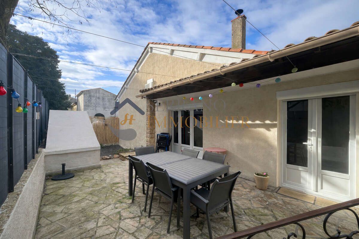 Maison à vendre, 103m², Beaucaire