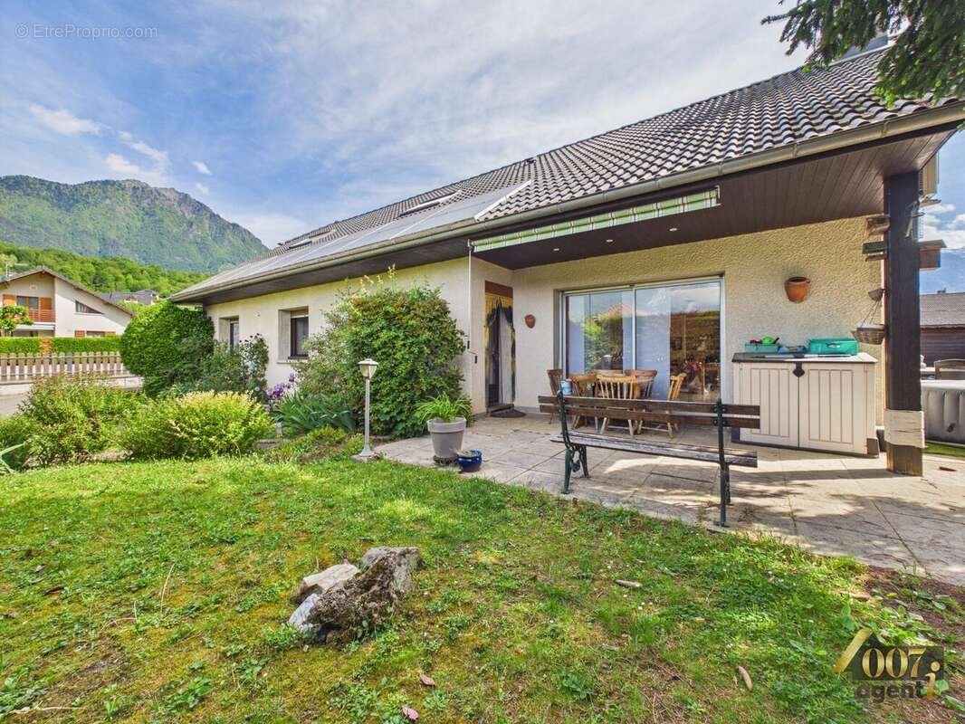 Maison à vendre, 153m², Gilly-sur-Isère