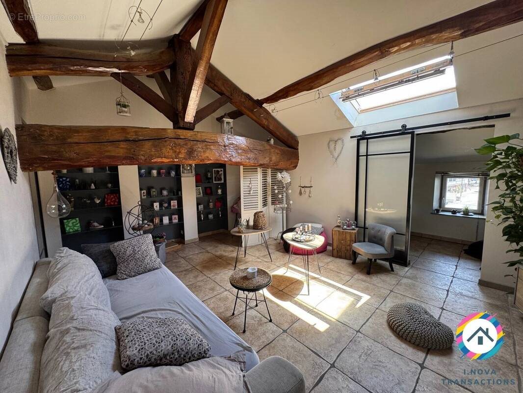 Appartement à vendre, 119m², Jassans-Riottier