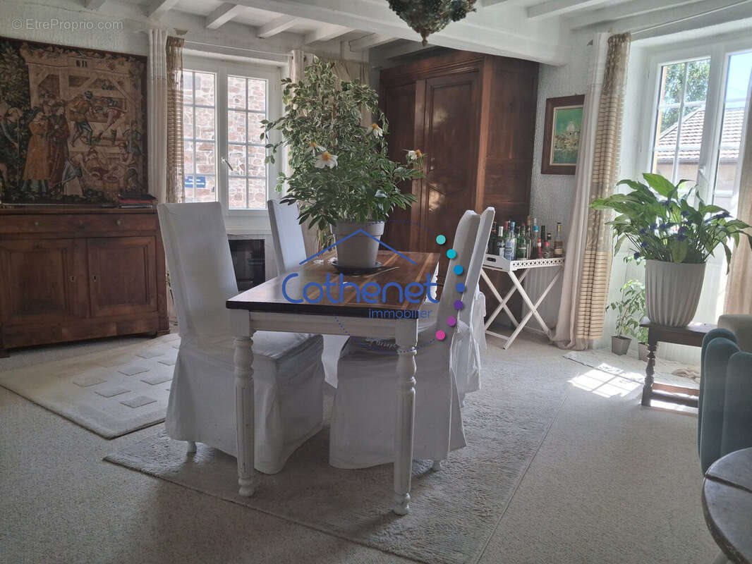 Maison à vendre, 171m², Belmont-de-la-Loire