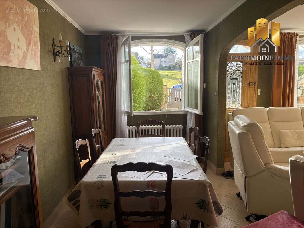 Maison à vendre, 147m², La Chartre-sur-le-Loir