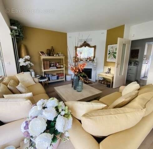 Maison à vendre, 91m², Ville-la-Grand