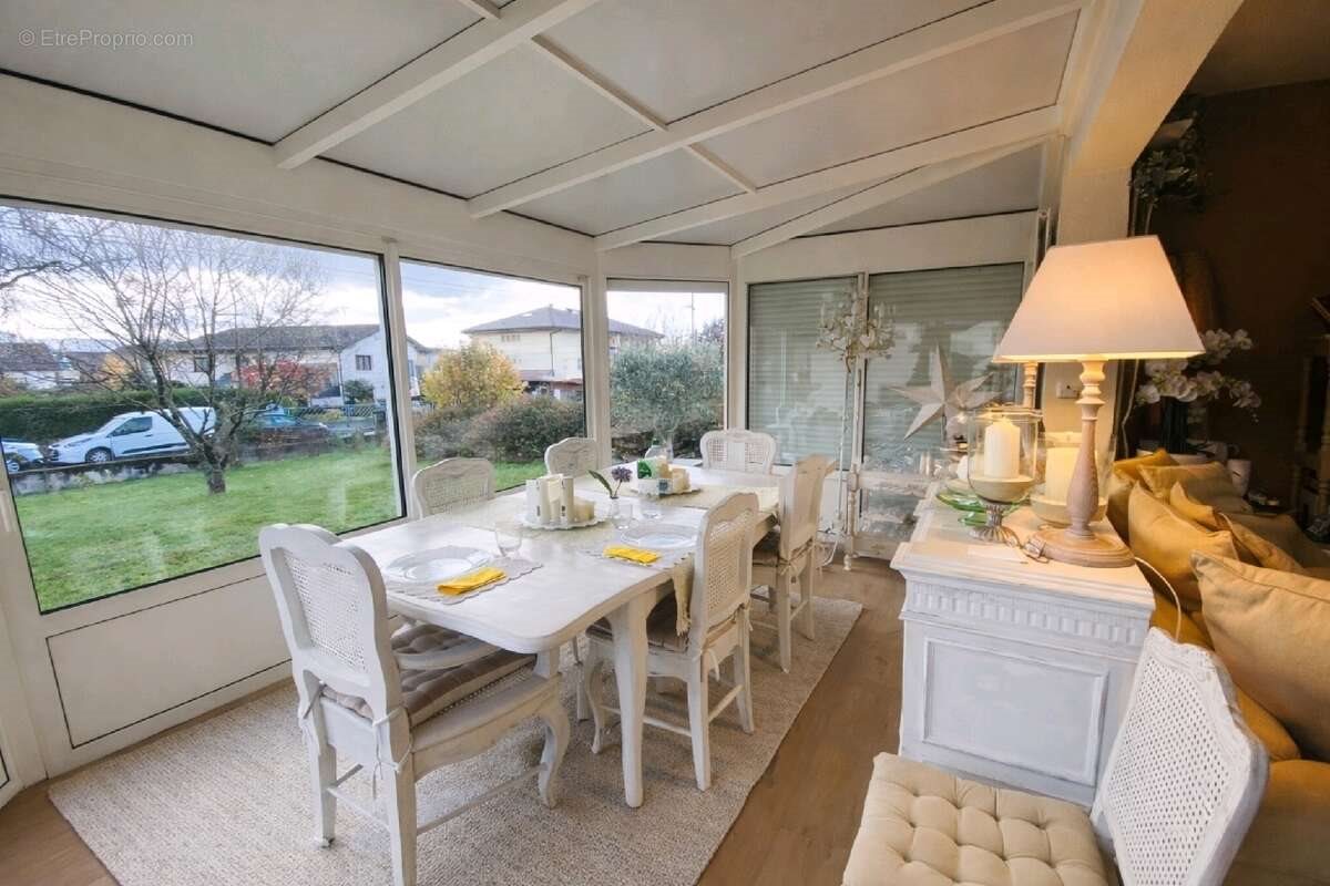 Maison à vendre, 91m², Ville-la-Grand