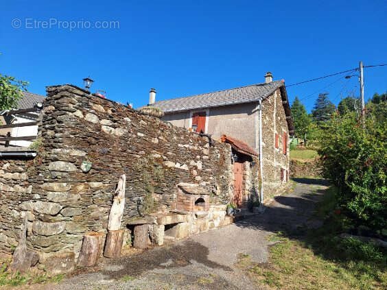 Maison à vendre, 92m², Ponteils-et-Brésis