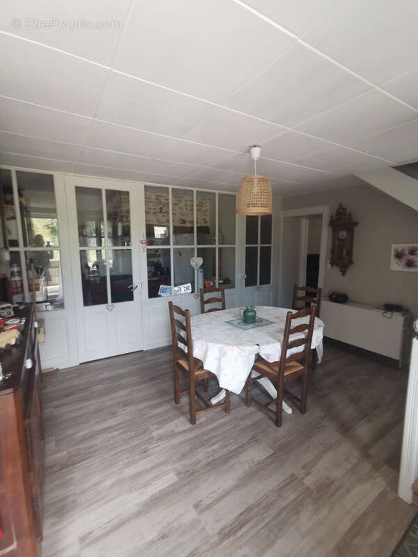Maison à vendre, 82m², Ornans