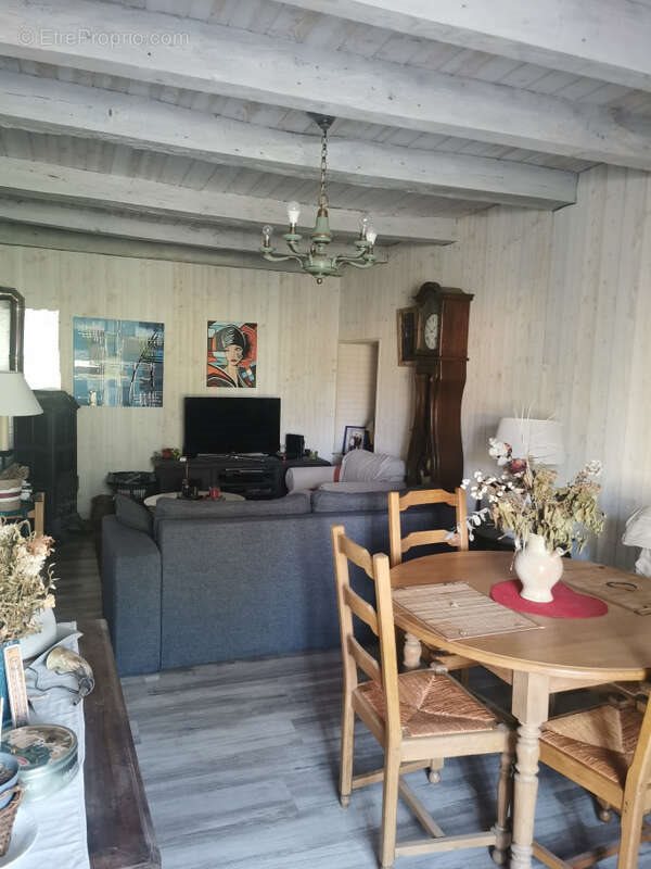 Maison à vendre, 82m², Ornans