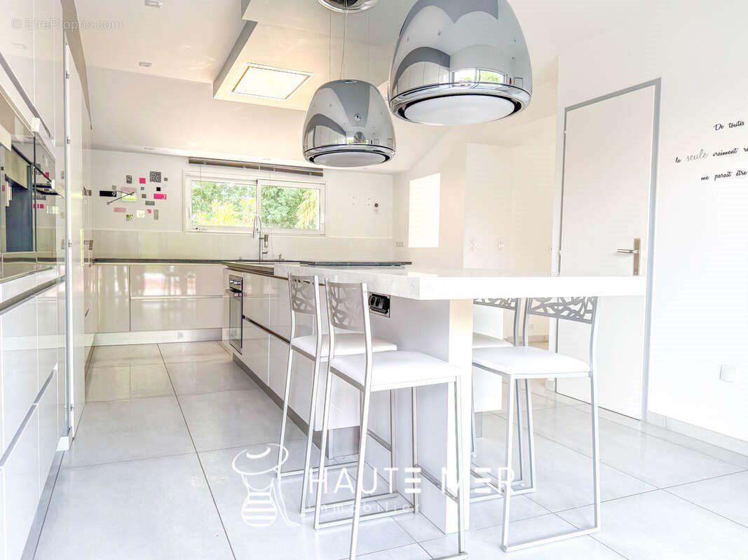 Maison à vendre, 292m², Talmont-Saint-Hilaire