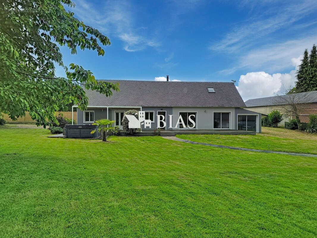 Maison à vendre, 165m², Saint-Paër