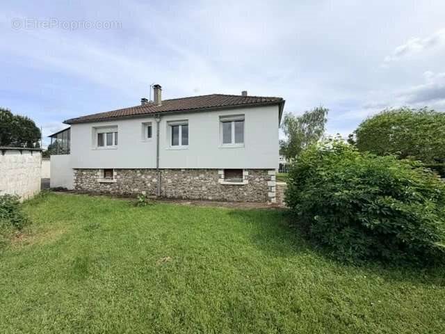 Maison à vendre, 74m², Gravigny