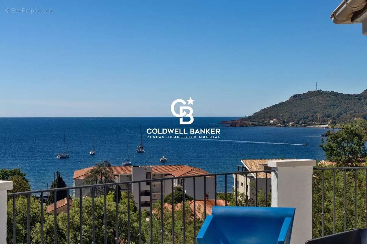 Maison à vendre, 220m², Saint-Raphaël