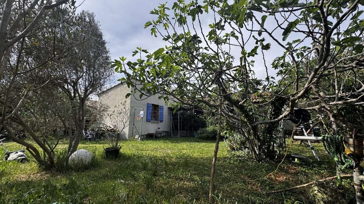 Maison à vendre, 100m², Morières-lès-Avignon