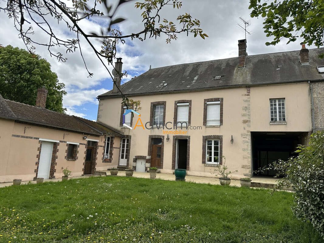 Maison à vendre, 193m², Courtenay