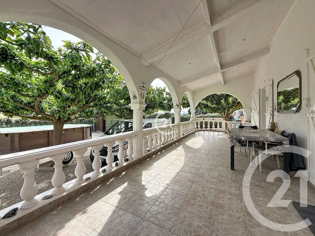 Maison à vendre, 136m², Châteaurenard
