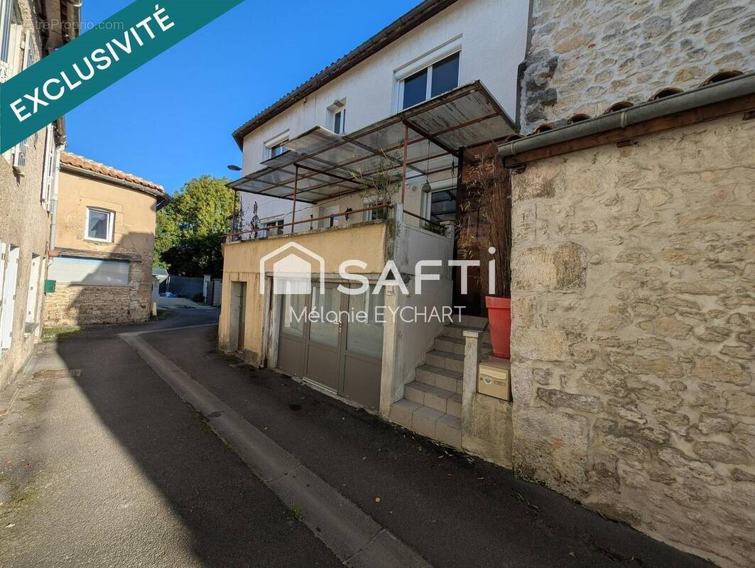 Maison à vendre, 90m², Gond-Pontouvre