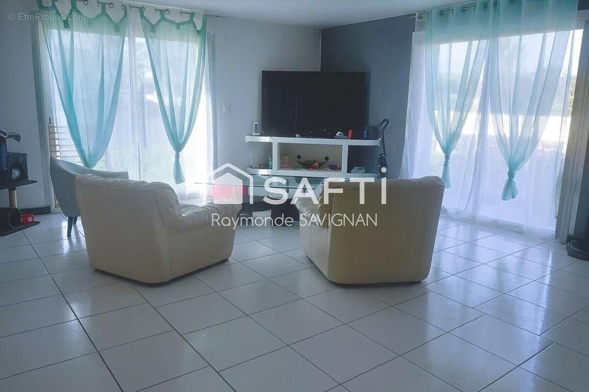 Maison à vendre, 128m², Moreilles