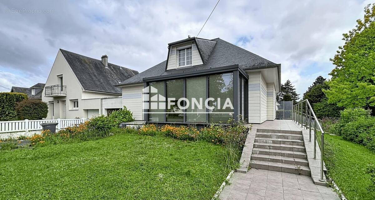 Maison à vendre, 123m², Caen