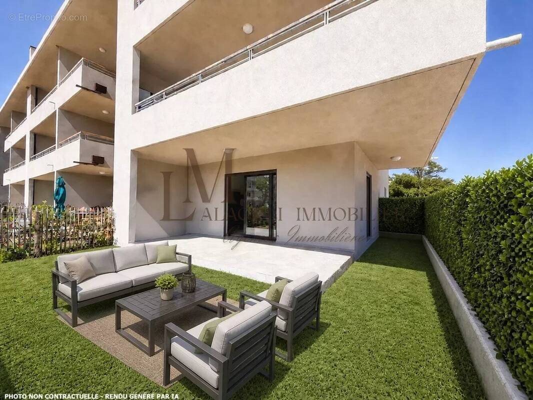 Appartement à vendre, 72m², Sainte-Lucie de Porto-Vecchio