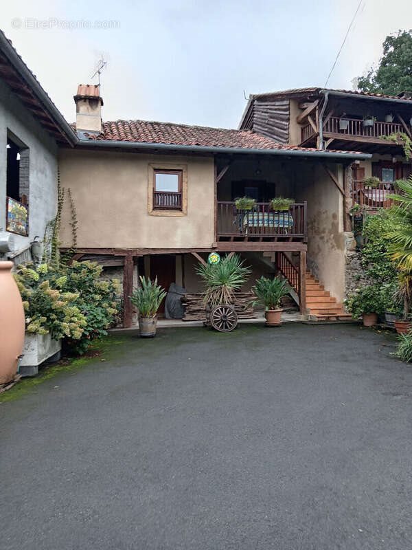 Maison à vendre, 241m², Montespan