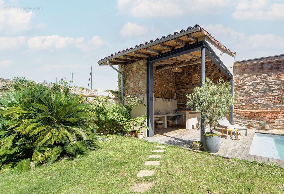 Maison à vendre, 241m², Grenade