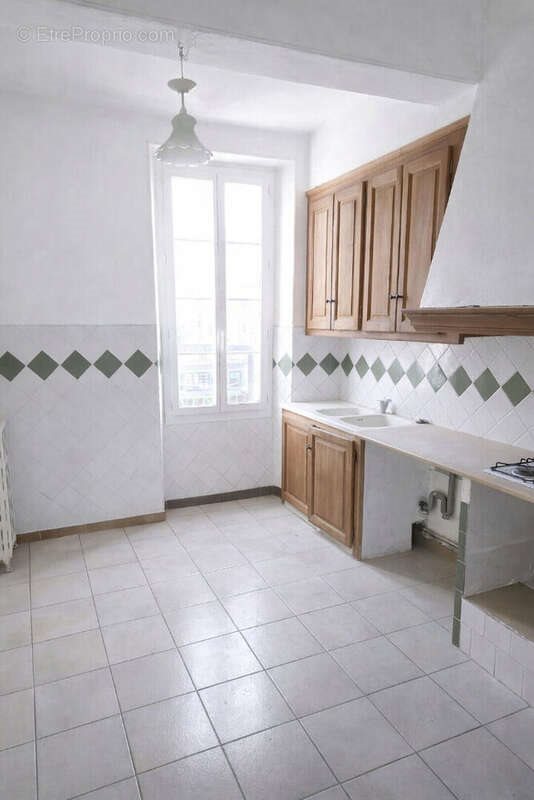Maison à vendre, 176m², Barjols