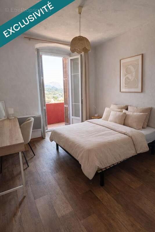 Appartement à vendre, 81m², Corte
