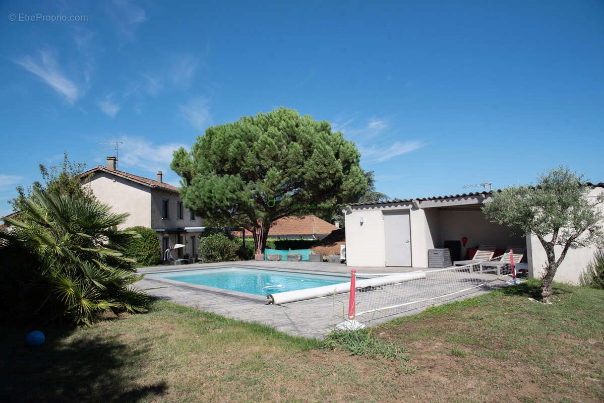 Maison à vendre, 175m², Margès