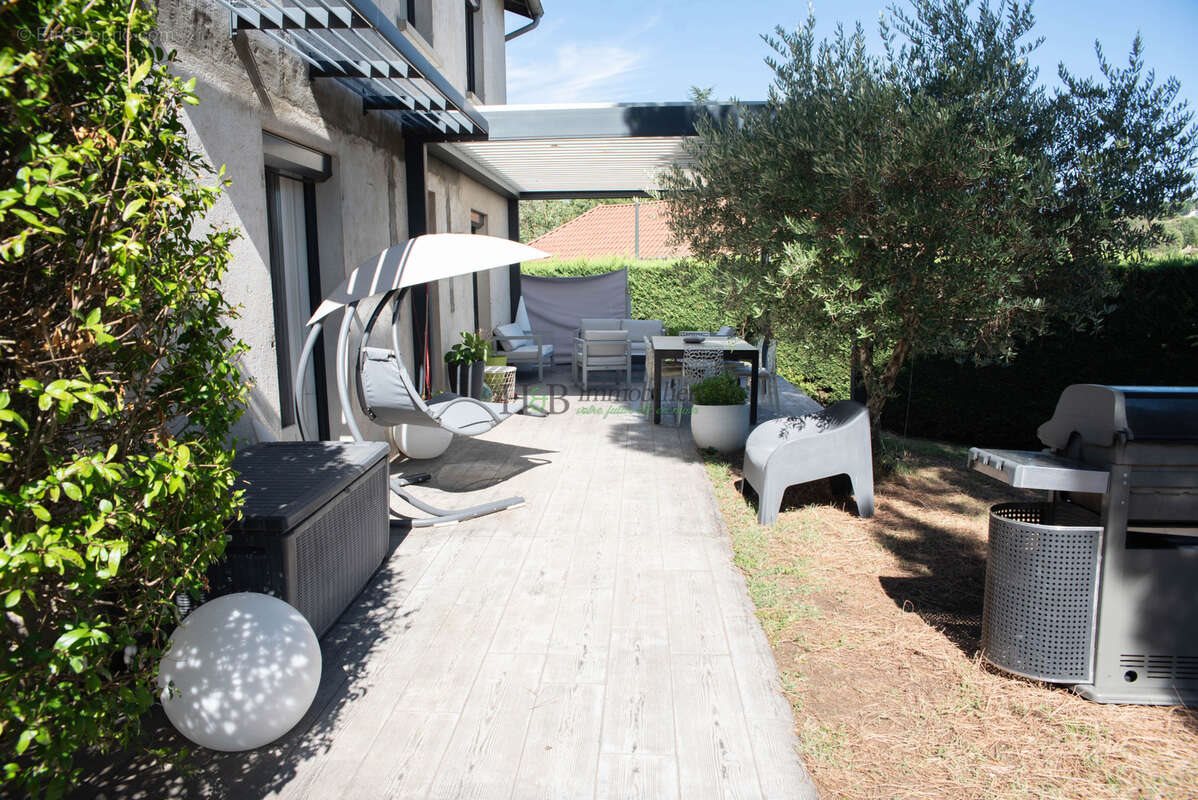 Maison à vendre, 175m², Margès