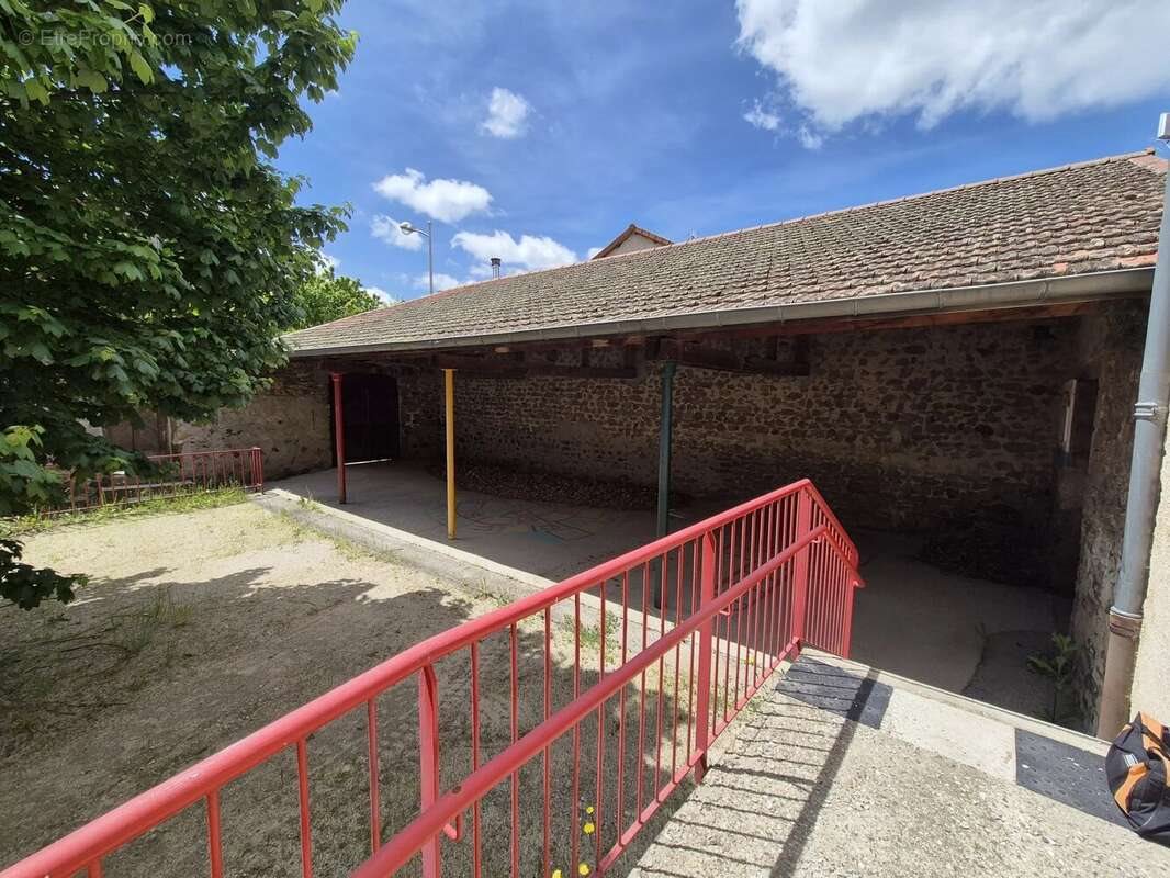 Maison à vendre, 600m², Laussonne