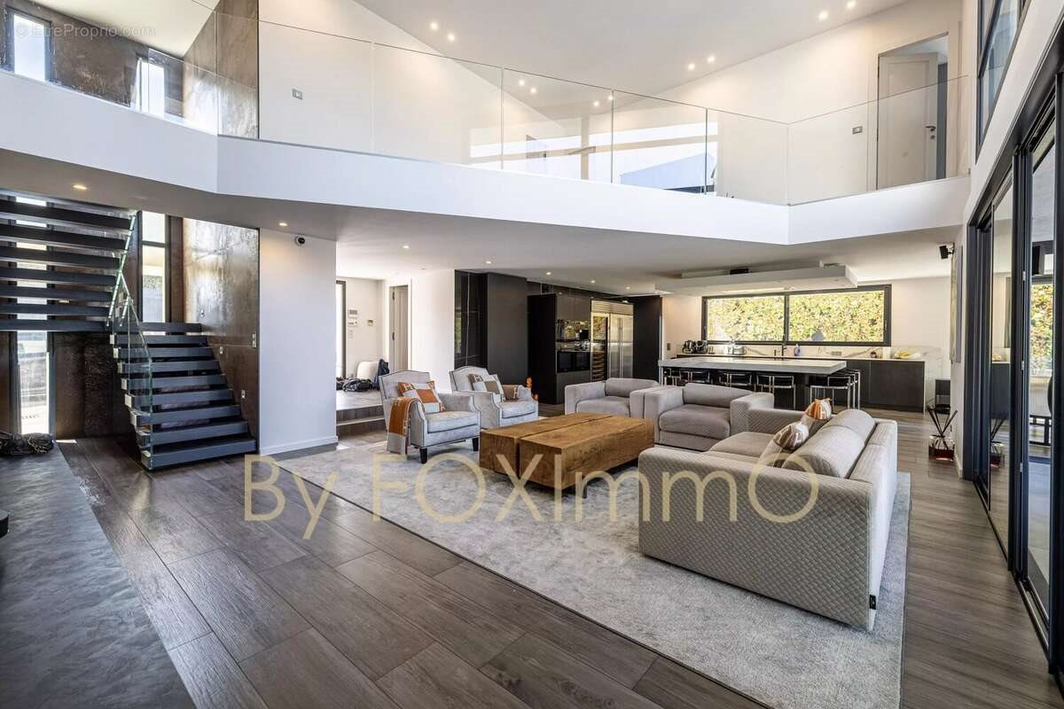 Maison à vendre, 350m², Biot
