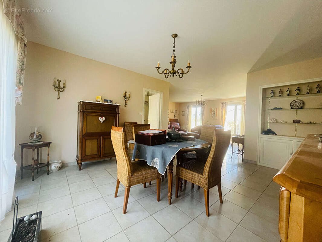 Maison à vendre, 110m², Coëx