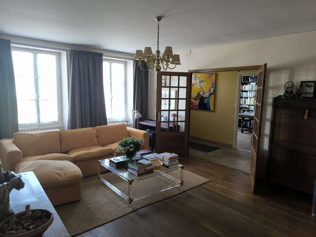 Maison à vendre, 143m², Saint-Révérien