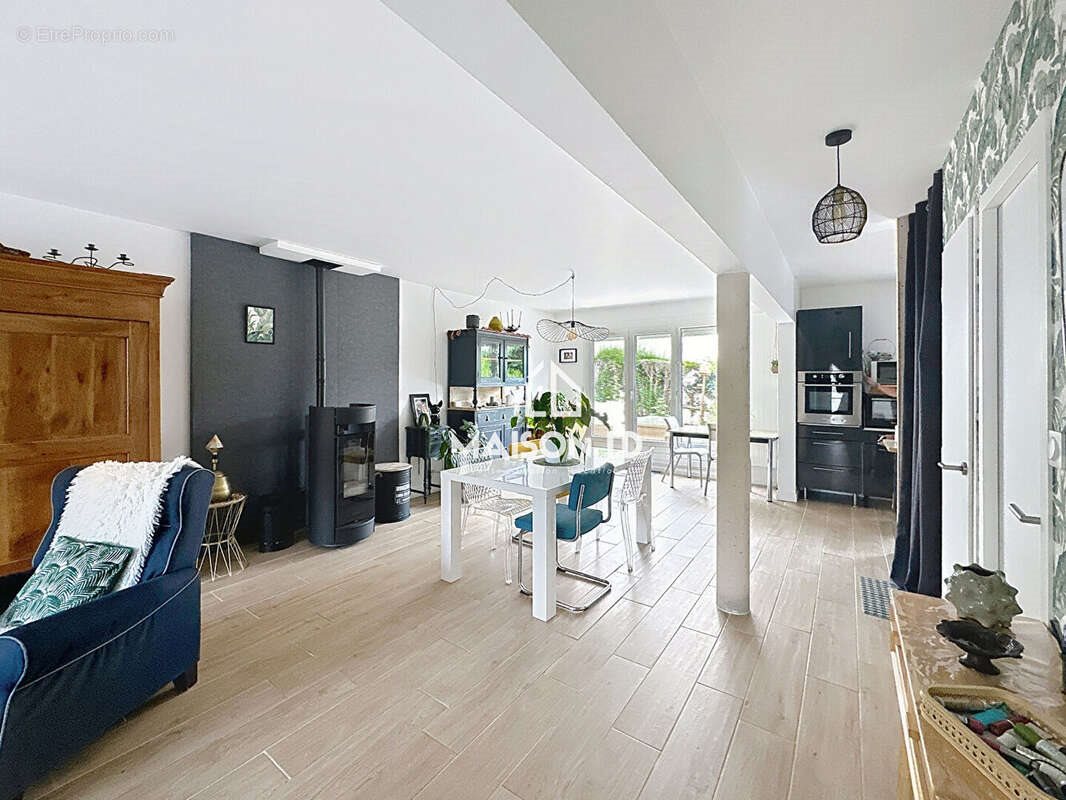 Maison à vendre, 122m², Verson