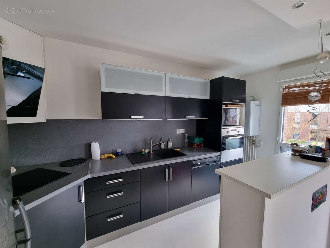 Appartement à vendre, 68m², Saint-Erblon