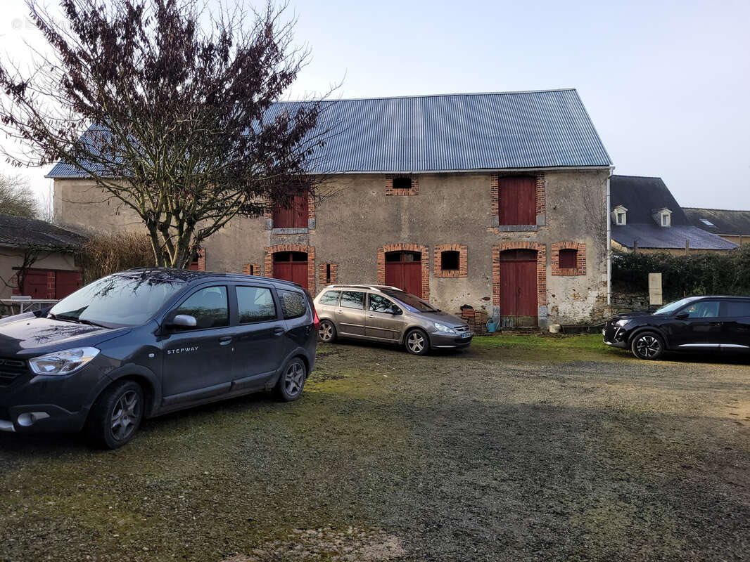Maison à vendre, 177m², Asnières-sur-Vègre