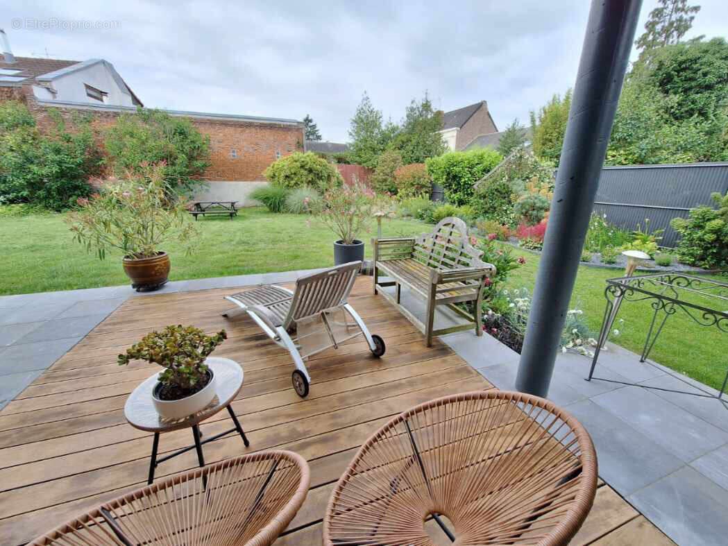 Maison à vendre, 367m², Saint-Saulve
