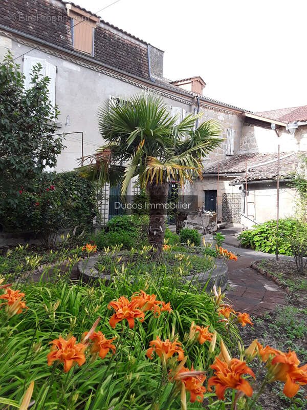 Maison à vendre, 309m², Saint-Barthélemy-d'Agenais
