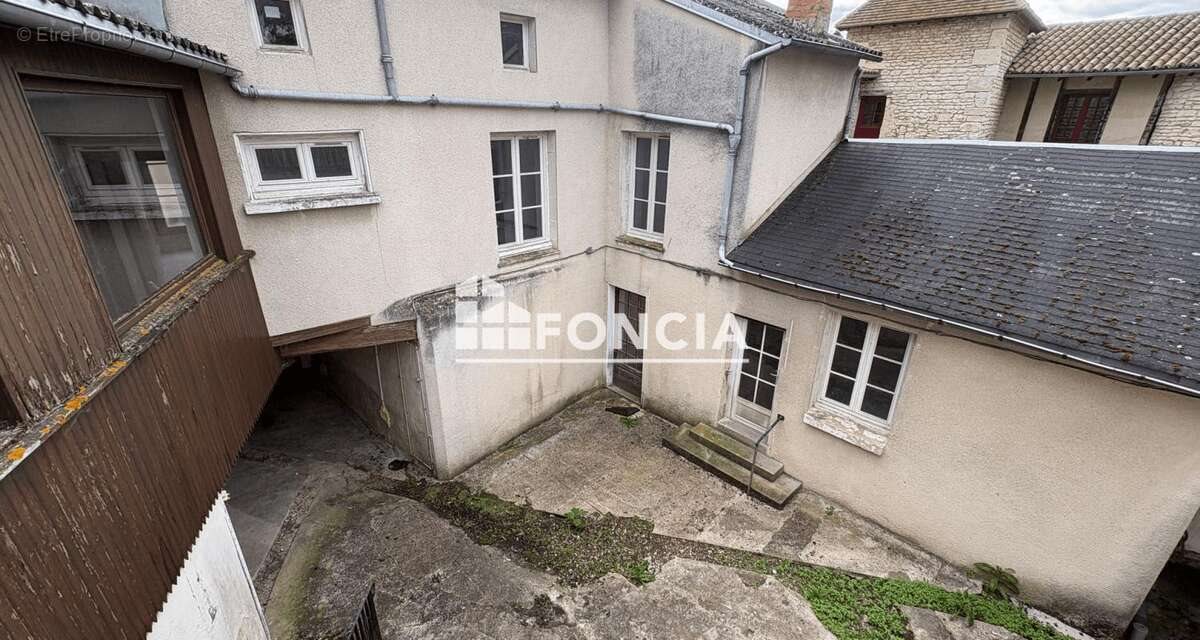 Maison à vendre, 123m², Mirebeau