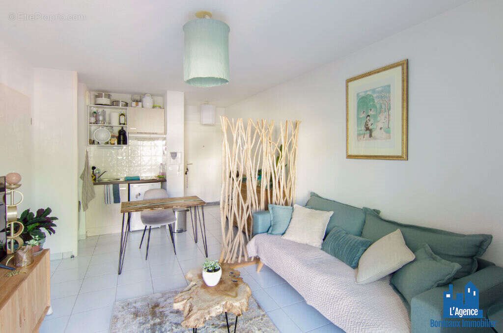 Appartement à vendre, 35m², Pessac
